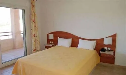 Hotel La Perna Pernes-les-Fontaines