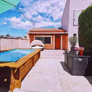 Appartement Privatif Climatisé , Terrasse Et Piscine, Pernes-les-Fontaines
