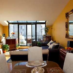 52 Clichy - D'hotes Paris