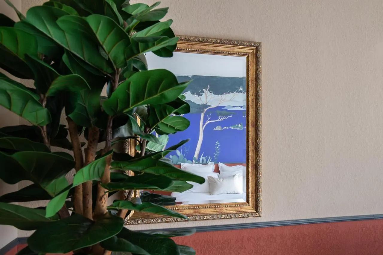 ***  Hotel La Perna Pernes-les-Fontaines France