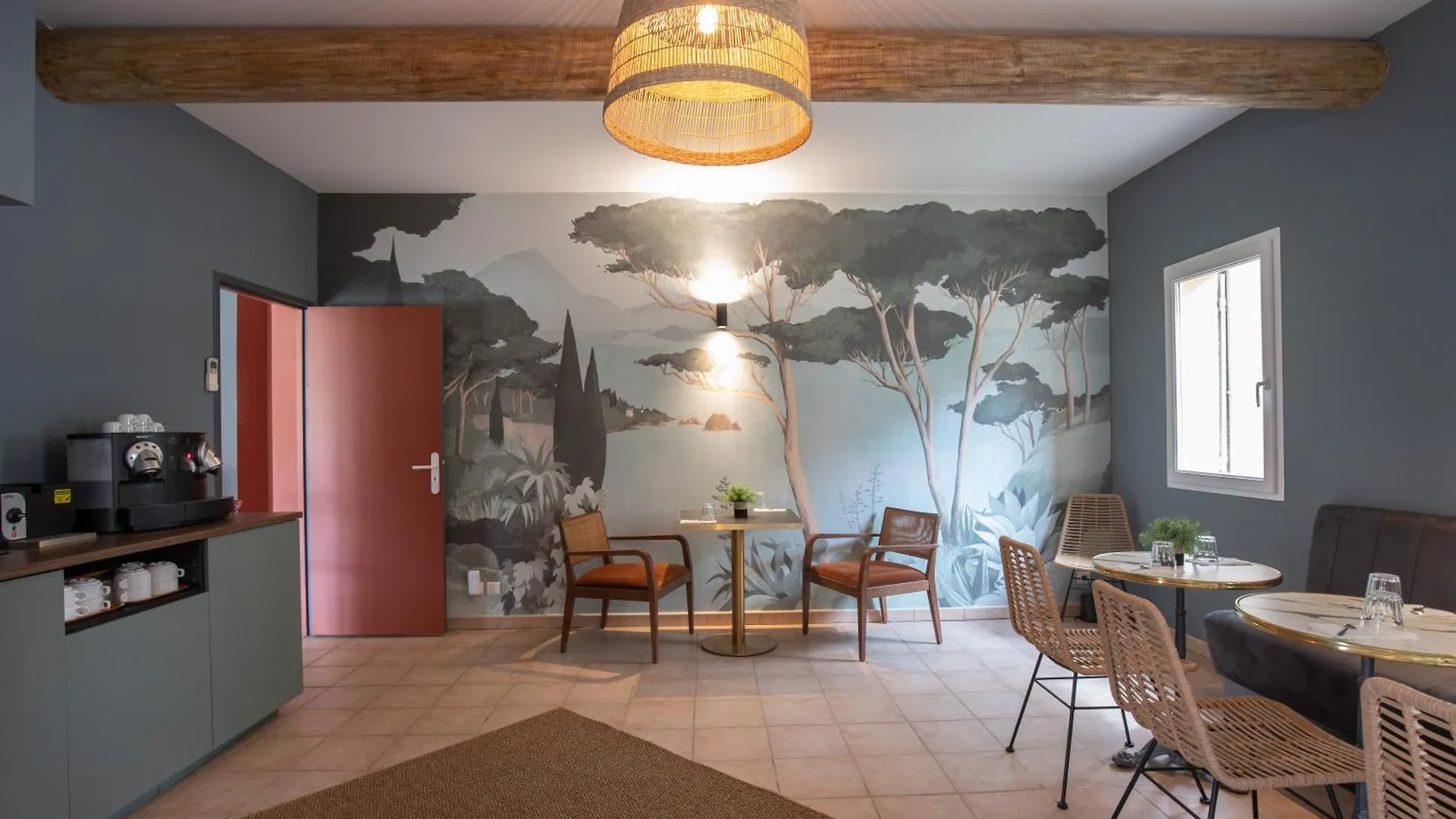 Hotel La Perna Pernes-les-Fontaines